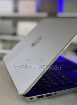 New Laptop HP Pavilion 15 8GB Intel Core I5 SSD 320GB