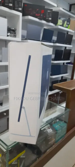 New Desktop Computer Apple iMac M3 8GB Apple M3 SSD 256GB