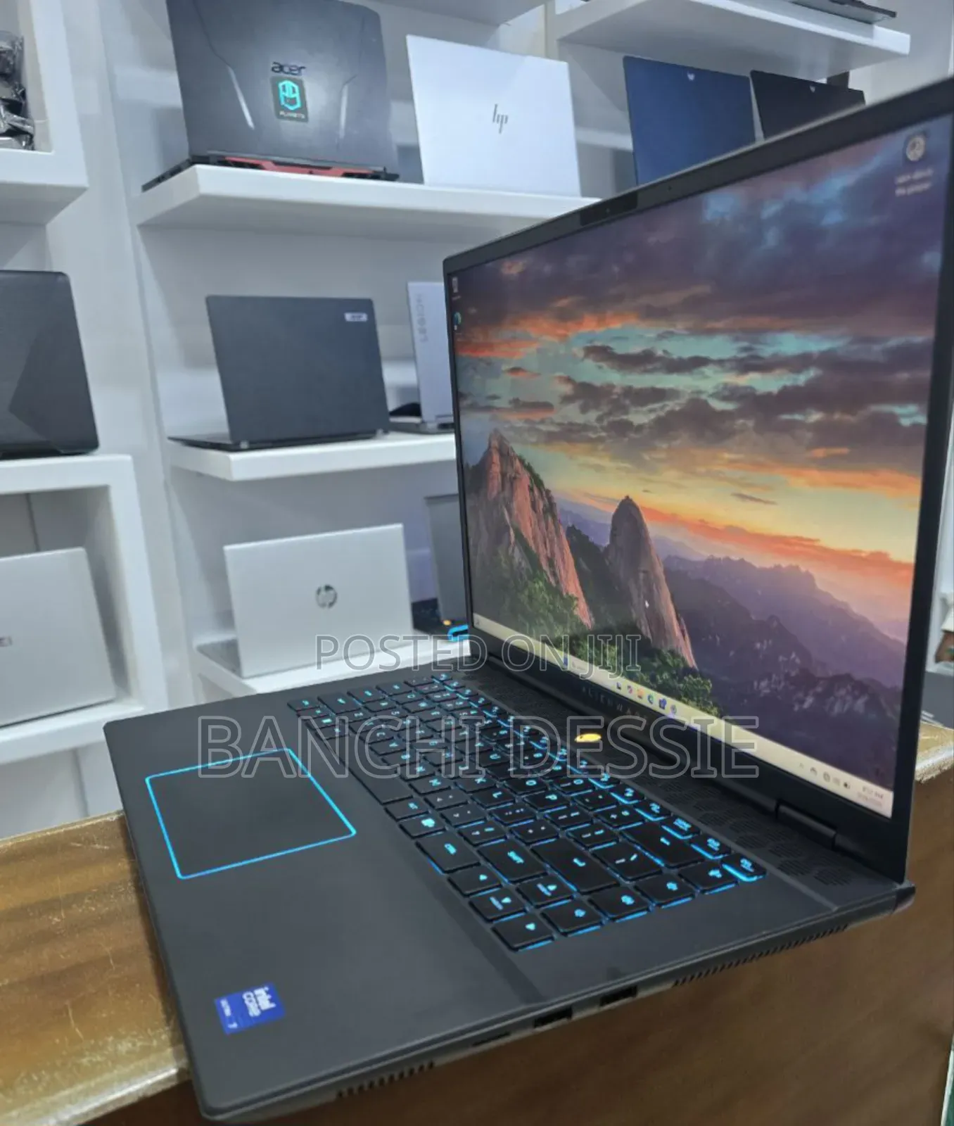 New Laptop Alienware M15 R3 32GB Intel Core Ultra 7 SSD 1T