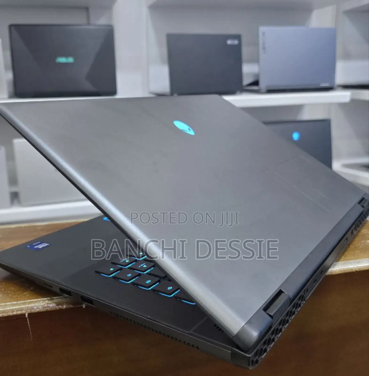 New Laptop Alienware M15 R3 32GB Intel Core Ultra 7 SSD 1T