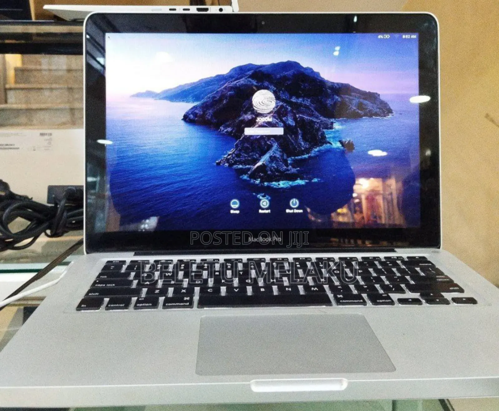 New Laptop Apple MacBook Pro 2012 4GB Intel Core I5 HDD 500GB