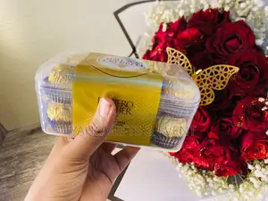 Flower   Chocolate   Gift  Set