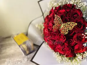 Flower   Chocolate   Gift  Set