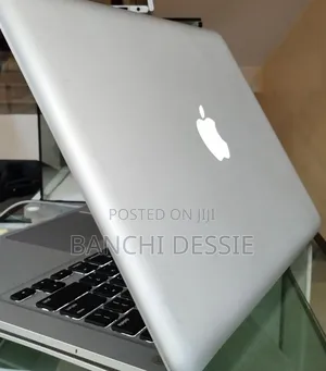 New Laptop Apple MacBook 2012 4GB Intel Core i5 SSD 512GB