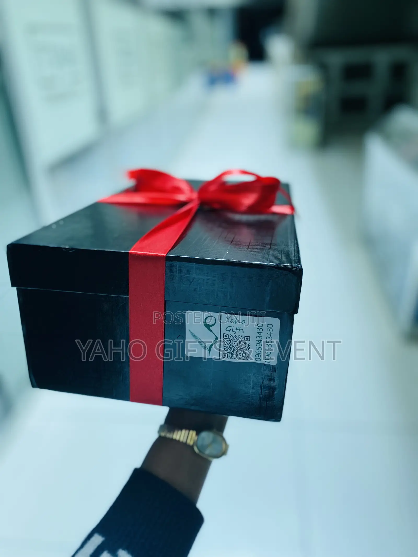Yaho Fragrance and Other Gift Set