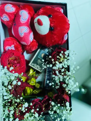 Yaho Fragrance and Other Gift Set
