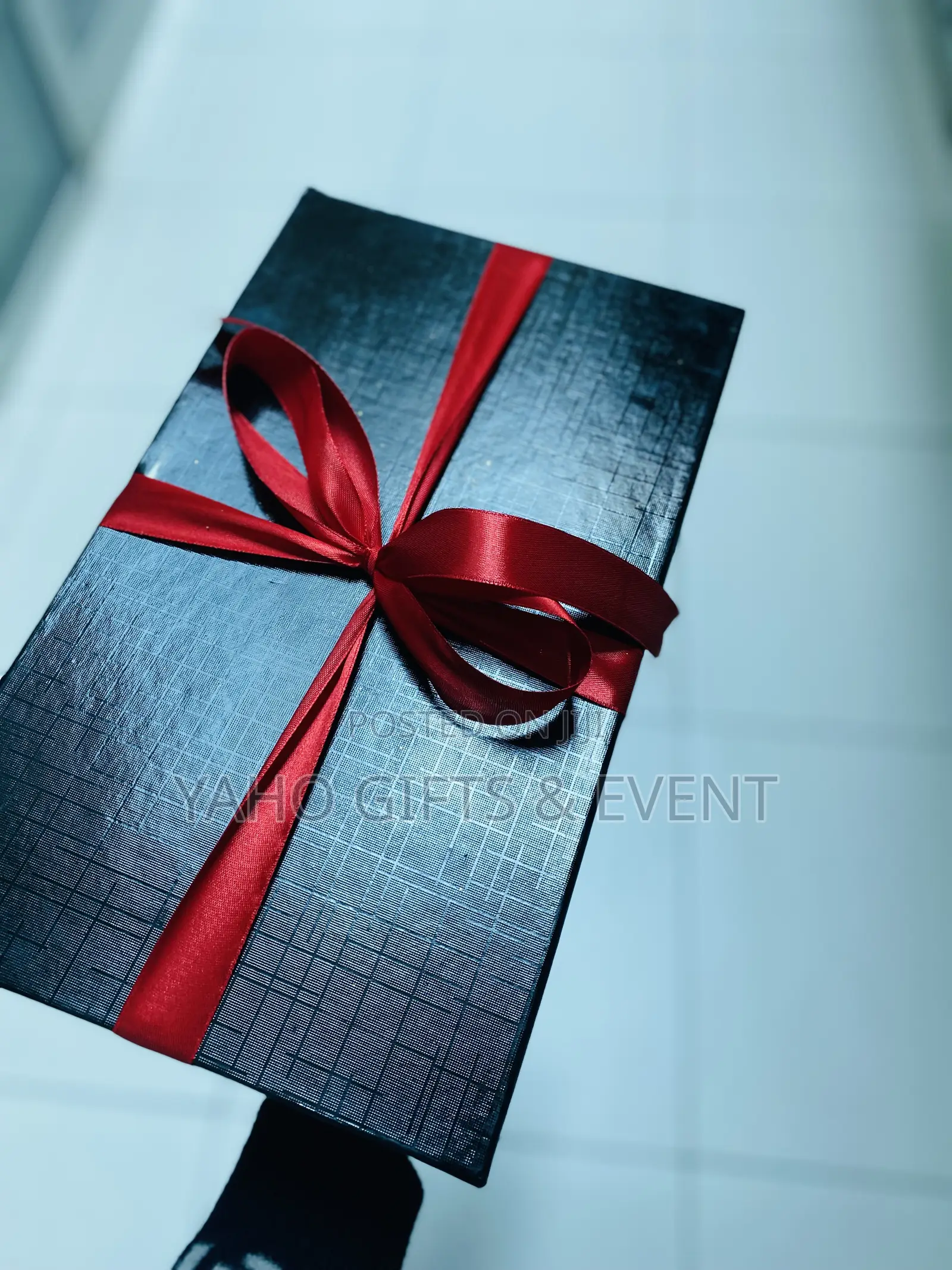 Yaho Fragrance and Other Gift Set