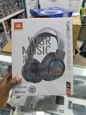 Photo - JBL RGB Wireless Headset 600 Bt