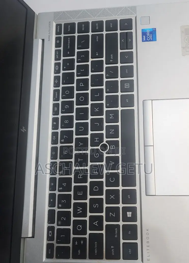 New Laptop HP EliteBook 840 G8 16GB Intel Core I7 SSD 512GB