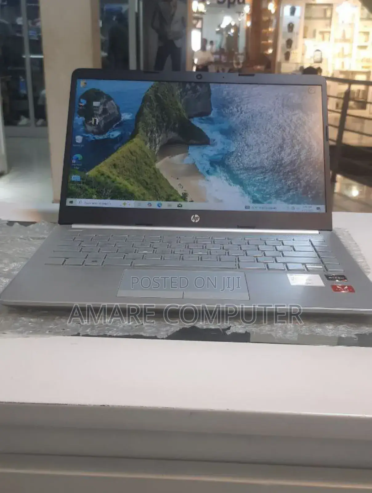 New Laptop HP Stream Notebook 8GB AMD Ryzen 3 SSD 512GB
