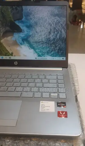 New Laptop HP Stream Notebook 8GB AMD Ryzen 3 SSD 512GB