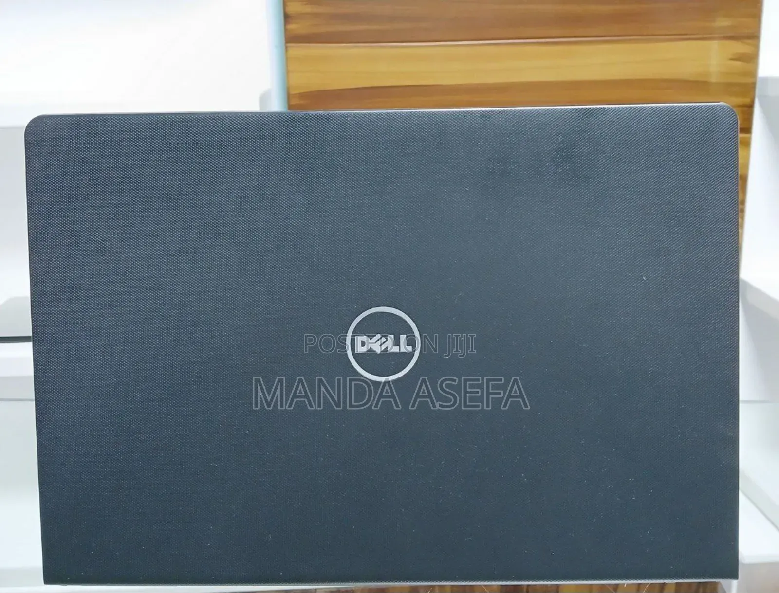New Laptop Dell Inspiron 15 3000 4GB Intel Core i5 HDD 1T