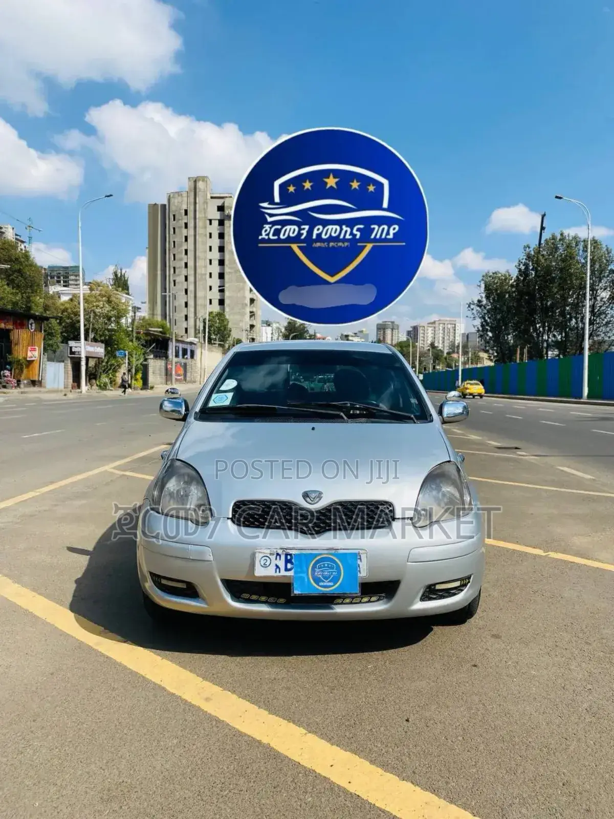 Toyota Vitz 2004 Silver