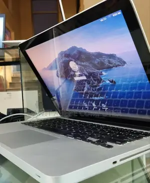 New Laptop Apple MacBook Pro 2012 4GB Intel Core I5 HDD 500GB
