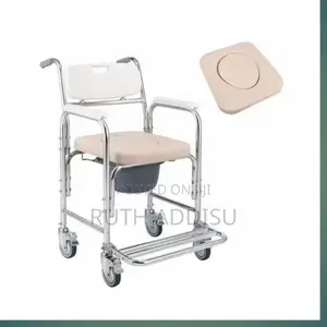 Commode Four Wheel Chair Medical Wheelchair New ባለ ጎማ ፖፖ