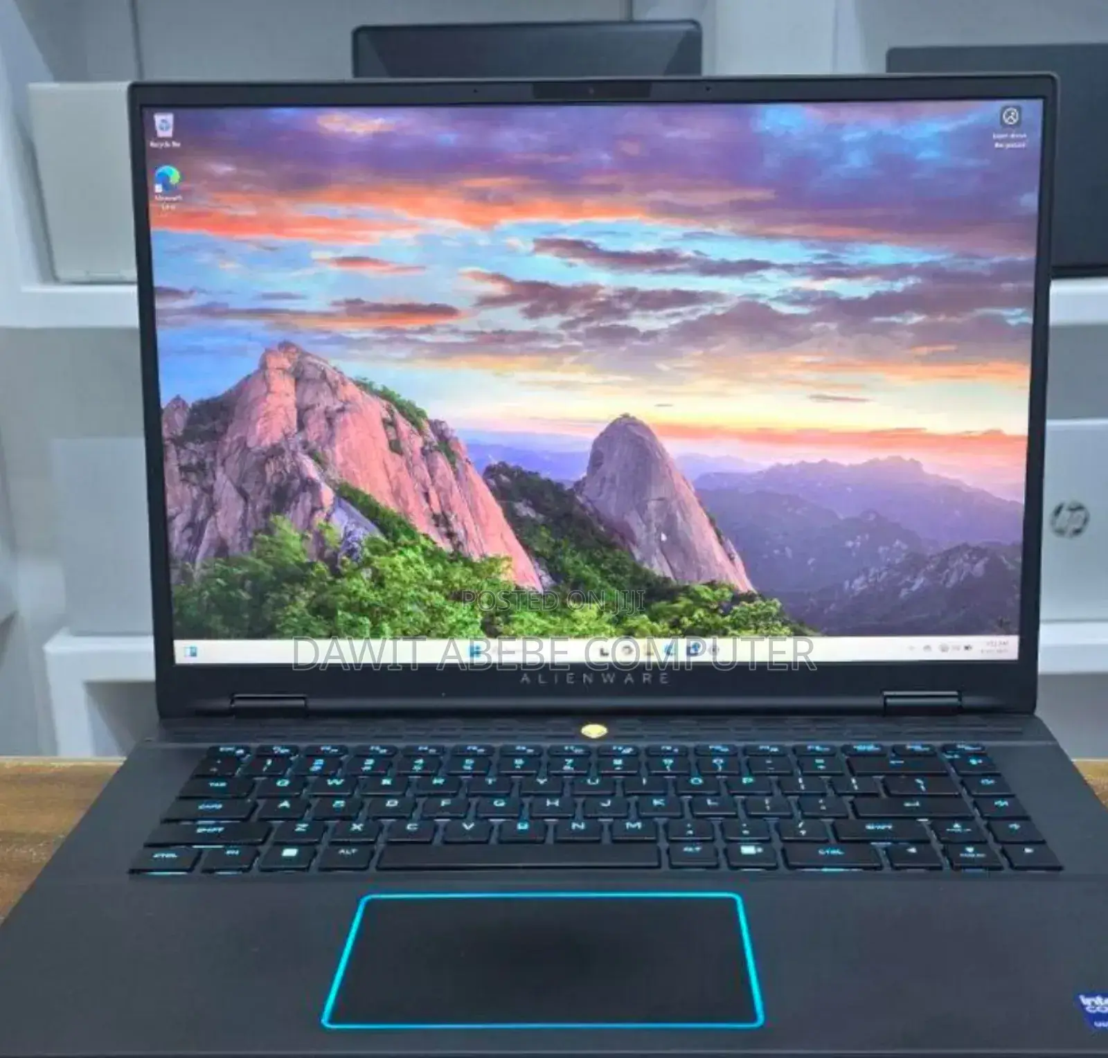 New Laptop Dell Alienware M16 32GB Intel Core I7 SSD 1T