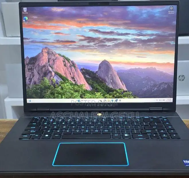 New Laptop Dell Alienware M16 32GB Intel Core I7 SSD 1T