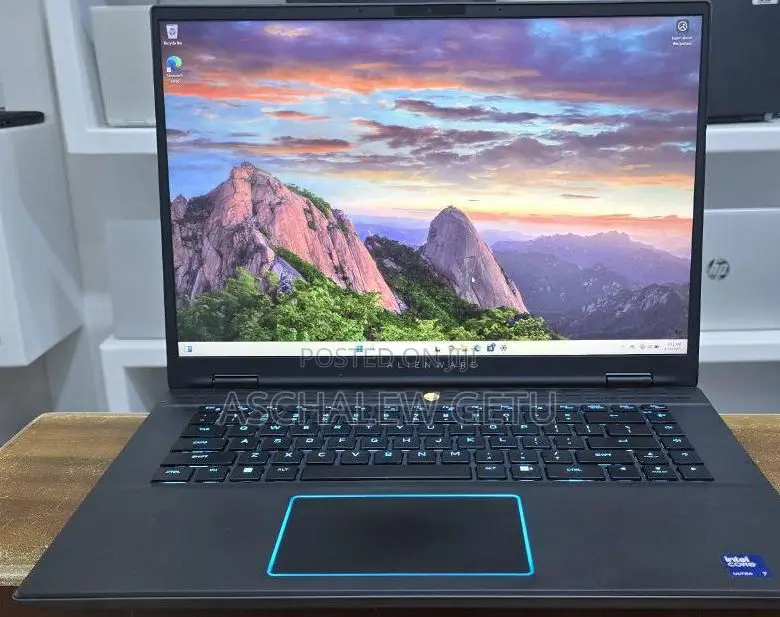 New Laptop Dell Alienware M16 32GB Intel Core I7 SSD 1T