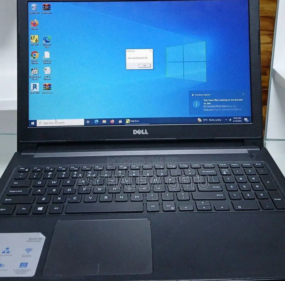 New Laptop Dell Vostro 3300 4GB Intel Core I5 SSD 1T