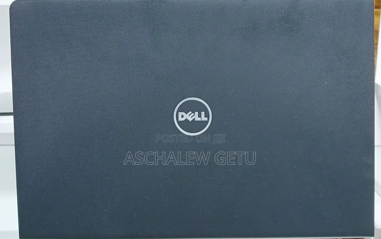 New Laptop Dell Vostro 3300 4GB Intel Core I5 SSD 1T