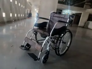 With Popo Commode Wheelchair Yuwell 51cm Wide Wheelchair