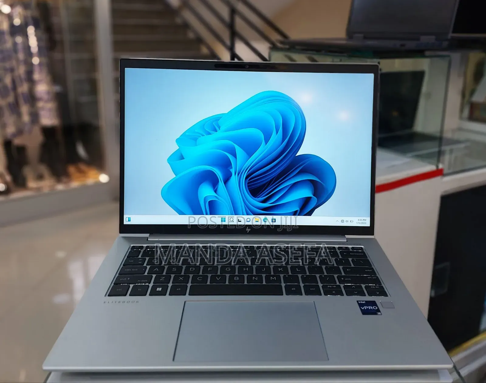 New Laptop HP EliteBook 840 G9 16GB Intel Core I5 SSD 512GB