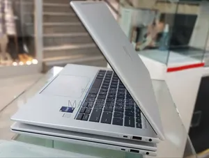New Laptop HP EliteBook 840 G9 16GB Intel Core I5 SSD 512GB
