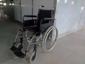 Wheelchair Used ያገለገለ ለንፁ የቀረበ ዊልቸር ተነሺ እጅ Wheelchair
