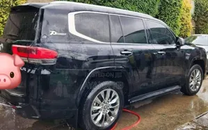 New Toyota Land Cruiser 2023 White