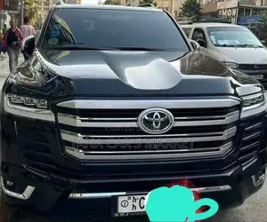 New Toyota Land Cruiser 2023 White