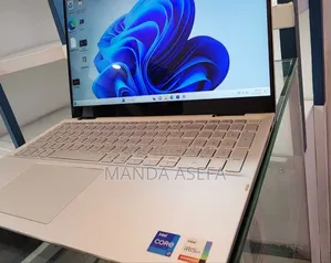 New Laptop Dell 16GB Intel Core I7 SSD 512GB