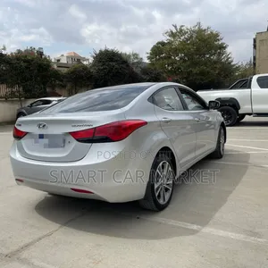 Hyundai Elantra 2013 Silver