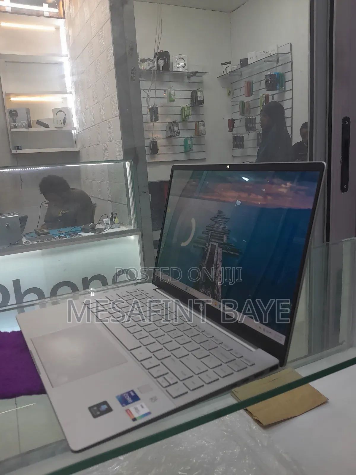 New Laptop HP Pavilion 14 16GB Intel Core I7 SSD 512GB