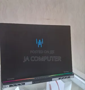 New Laptop Acer Predator Helios 18 PH18-71 32GB Intel Core I9 SSD 1T