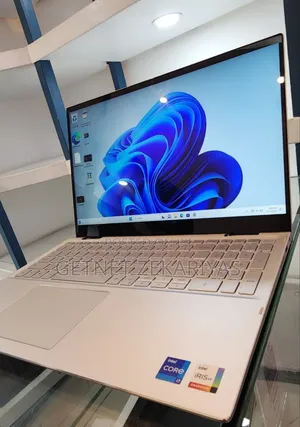 New Laptop Dell Inspiron 15 16GB Intel Core I7 SSD 512GB