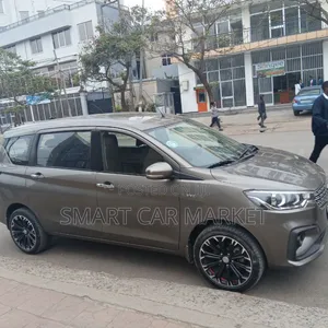 Photo - Suzuki Ertiga 2021 Brown