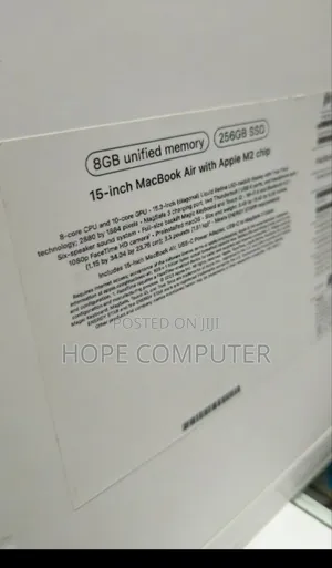 New Laptop Apple MacBook Air 2023 M2 8GB Apple M2 SSD 256GB