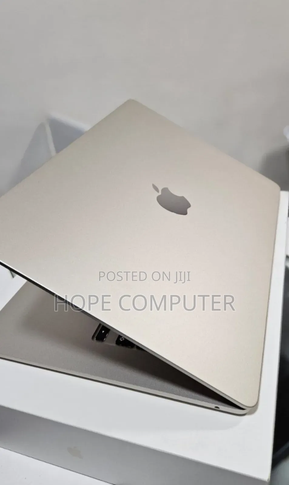 New Laptop Apple MacBook Air 2023 M2 8GB Apple M2 SSD 256GB