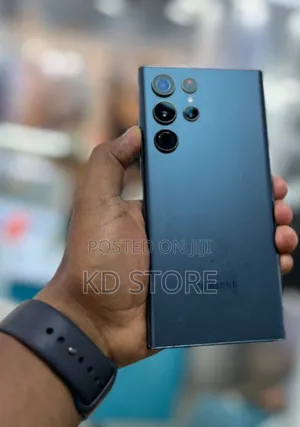 New Samsung Galaxy S22 Ultra 5G 512 GB