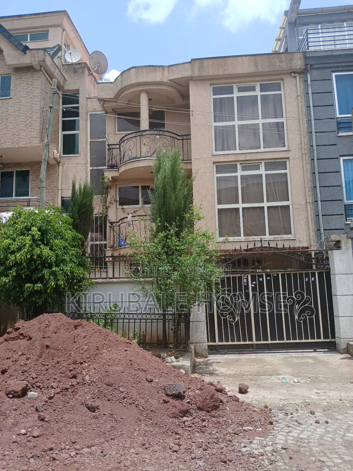 4bdrm Villa in Bole for sale