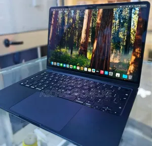 Photo - New Laptop Apple MacBook Air 2024 M3 13-Inch 8GB Apple M3 SSD 256GB