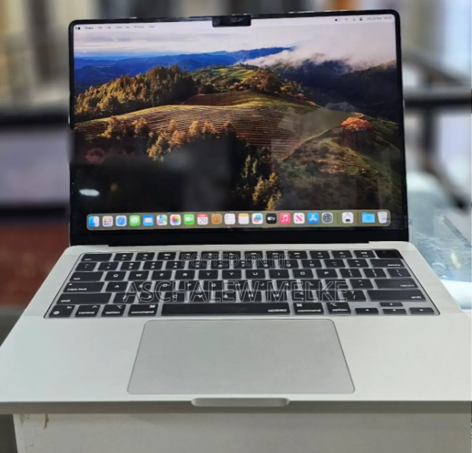 New Laptop Apple MacBook Pro 2023 M3 14-Inch 8GB Apple M3 SSD 512GB