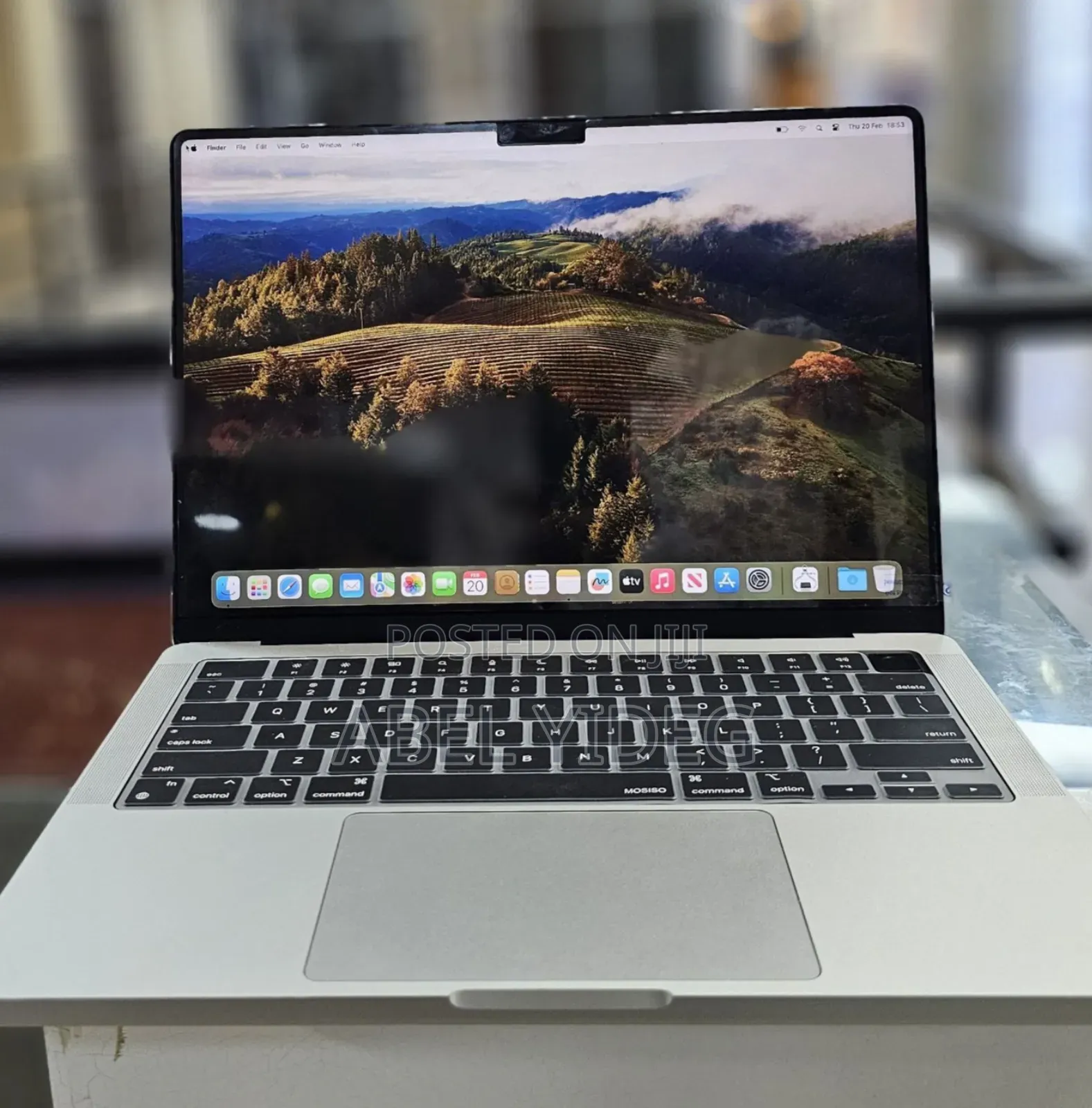 New Laptop Apple MacBook Pro 8GB Apple M3 SSD 512GB