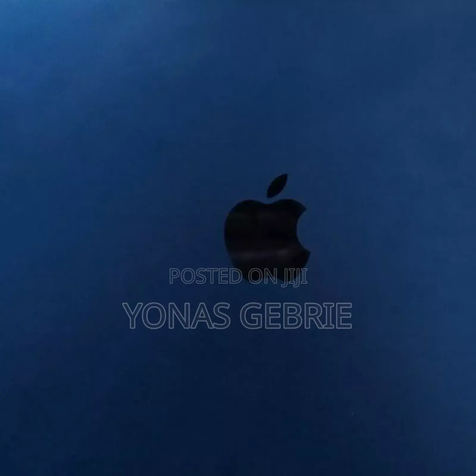 New Laptop Apple MacBook Air 2024 M3 13-Inch 8GB Apple M3 SSD 256GB