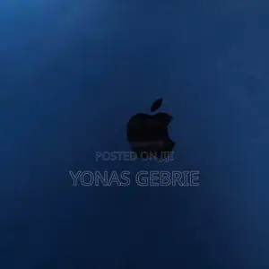 New Laptop Apple MacBook Air 2024 M3 13-Inch 8GB Apple M3 SSD 256GB