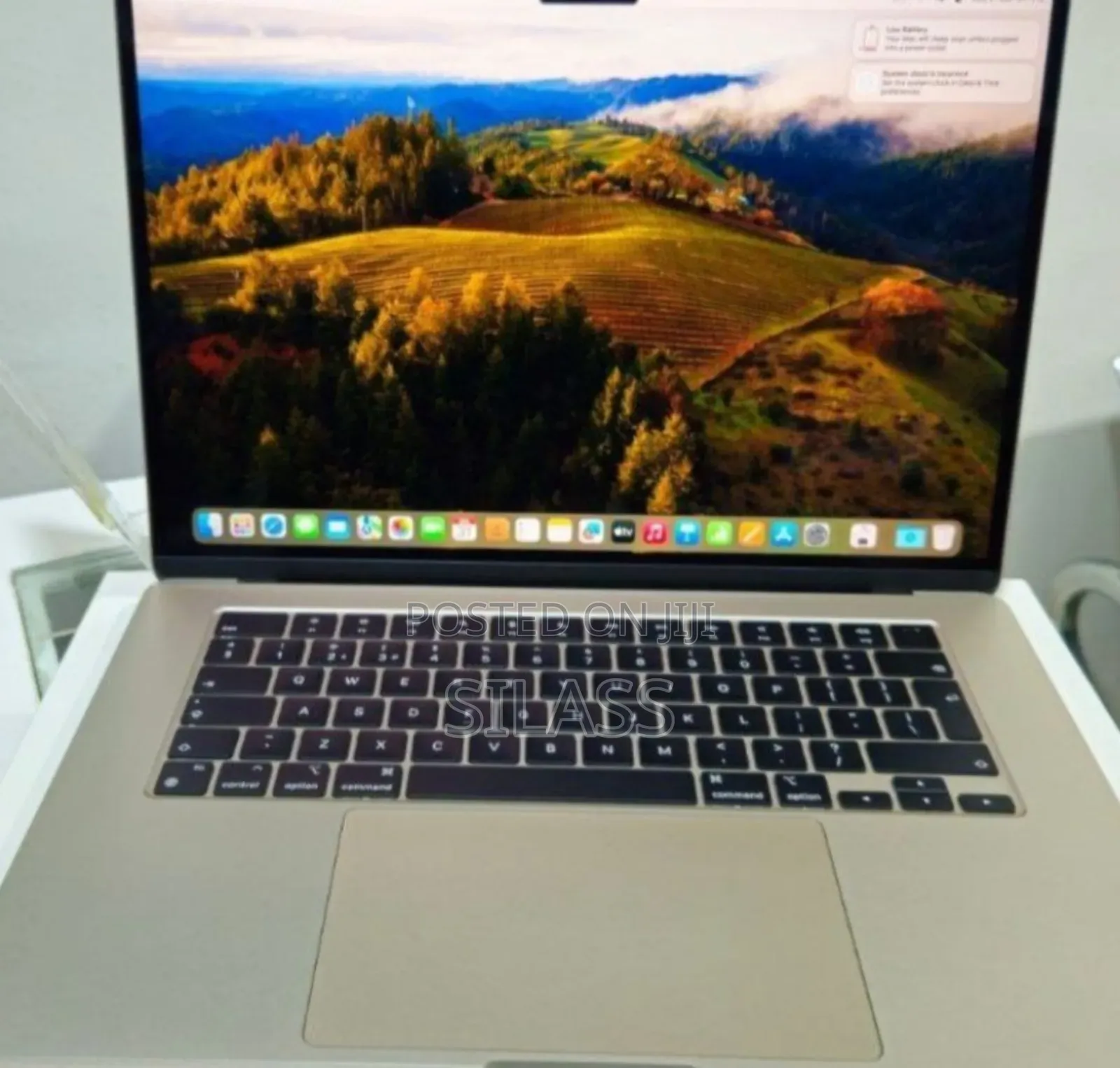 New Laptop Apple MacBook Air 2023 M2 8GB Apple M2 SSD 256GB
