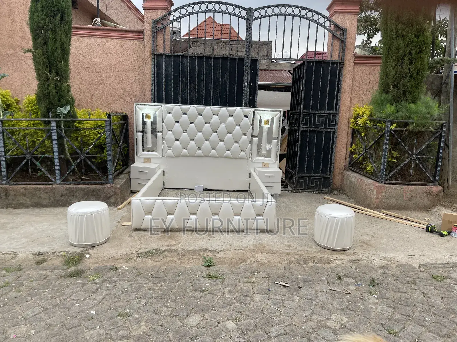 Modern Bed አልጋ