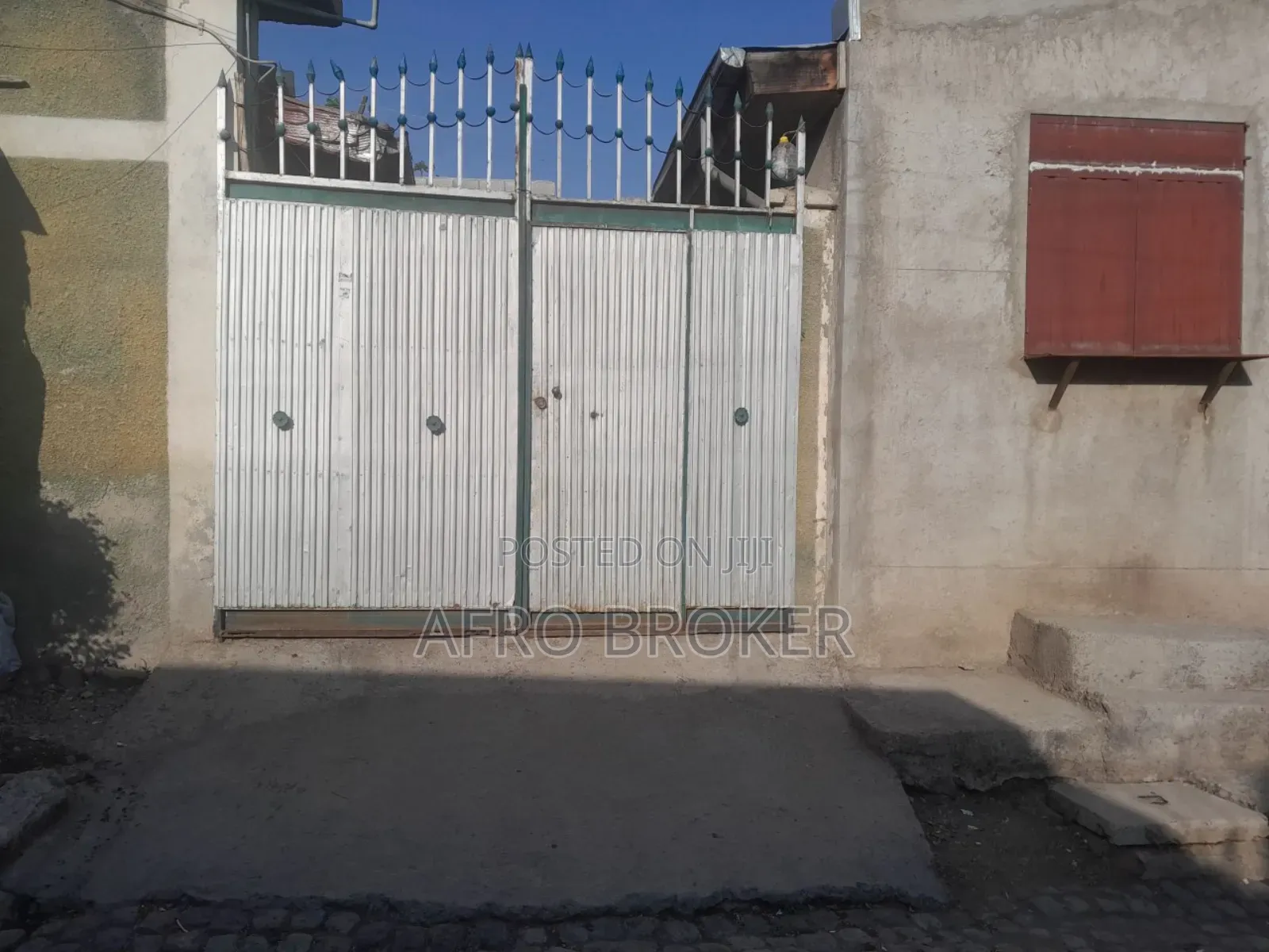 Furnished 5bdrm House in Alem Bank, Akaky Kaliti for sale