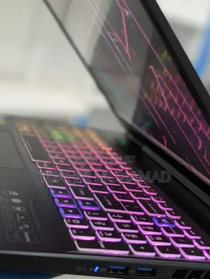 New Laptop Acer Predator Helios 300 16GB Intel Core I9 SSD 512GB