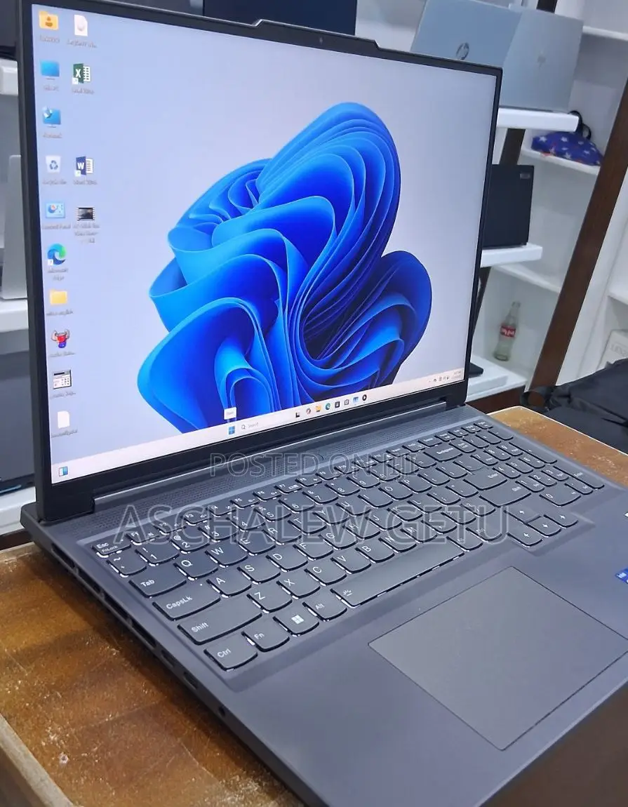 New Laptop Lenovo Legion Y540 32GB Intel Core I7 SSD 1T